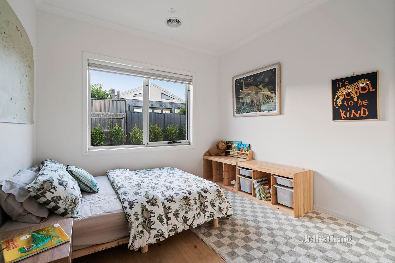 17 Third Avenue, Altona North image 11