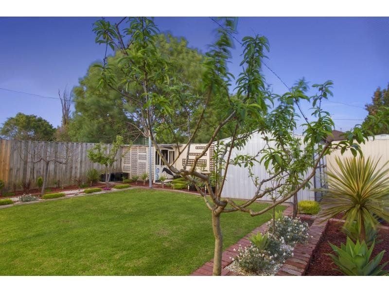 17 Thorpe Court, Altona Meadows image 14