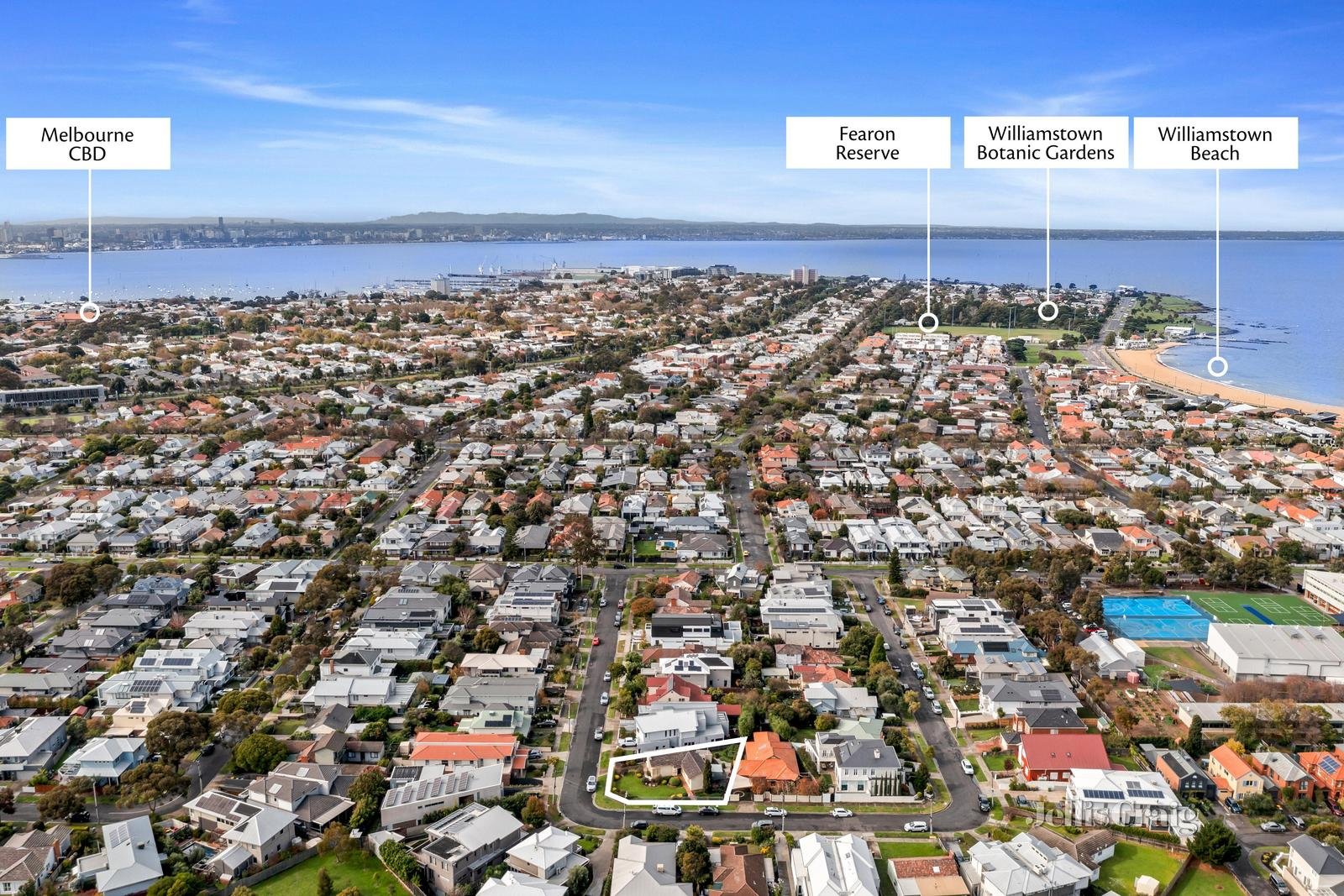 17 Tobruk Crescent, Williamstown image 8