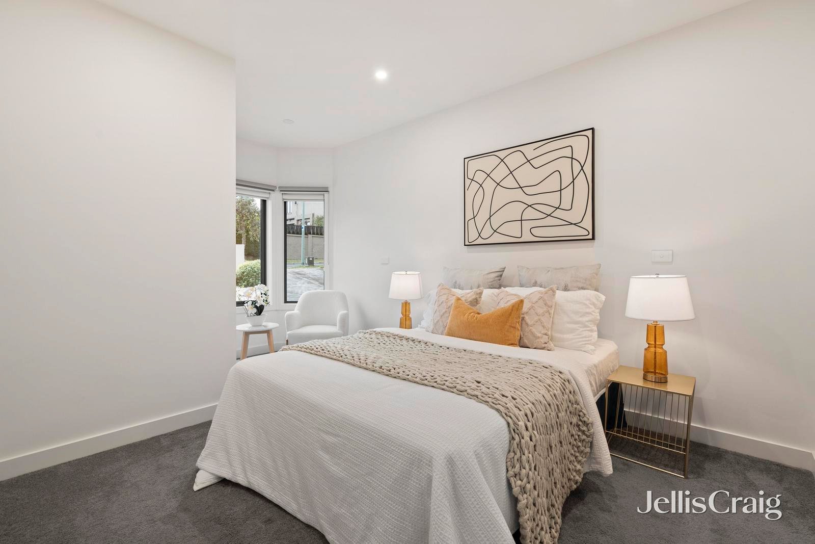1/7 Tolstoy Court, Doncaster East image 7
