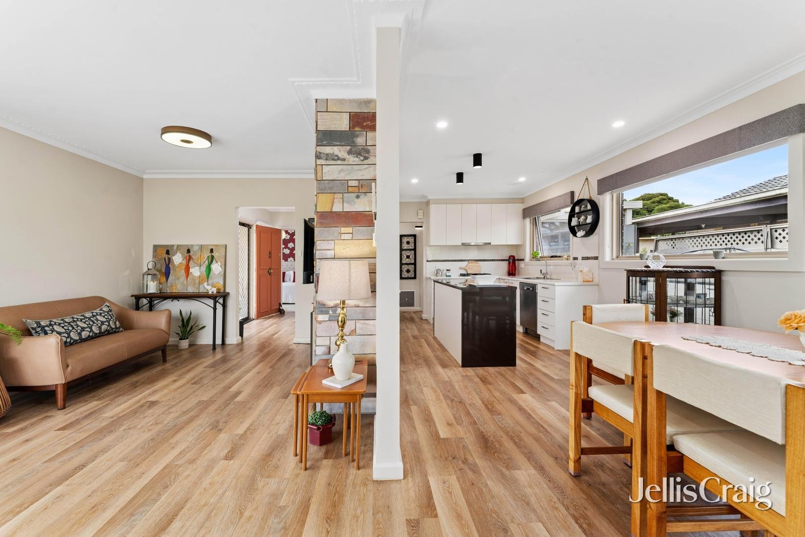 17 Towong Street, Alfredton image 3