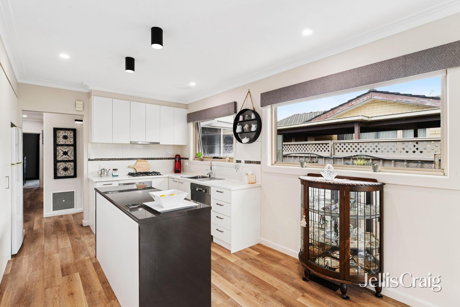 17 Towong Street, Alfredton image 6