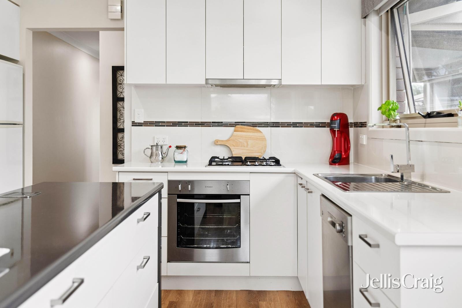 17 Towong Street, Alfredton image 7