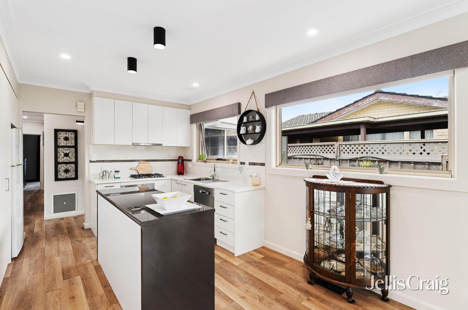 17 Towong Street, Alfredton image 3