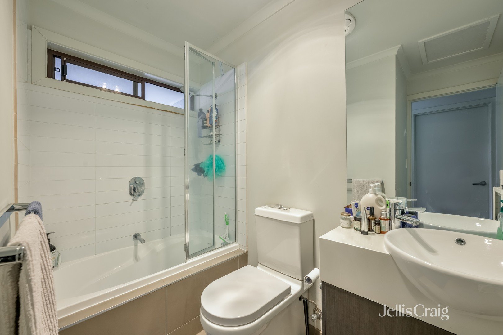 1/7 Trafford Street, Brunswick image 4