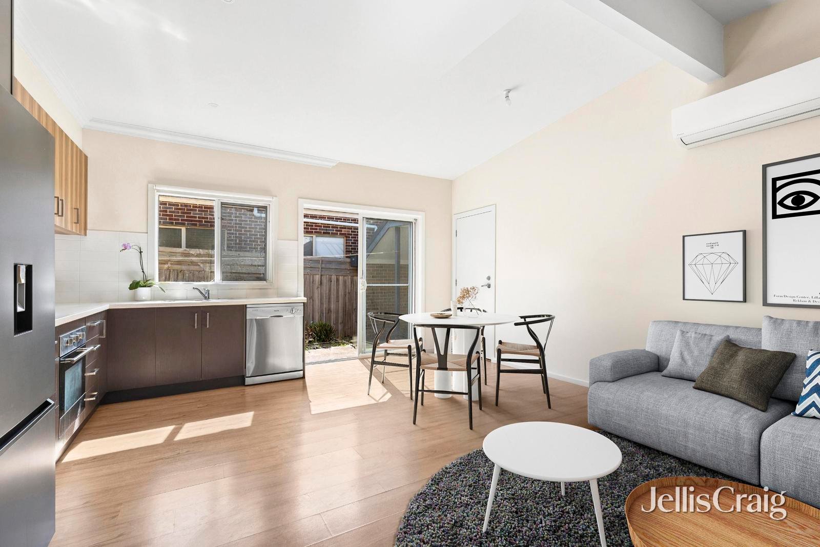 1/7 Trewheela Avenue, Manifold Heights image 9