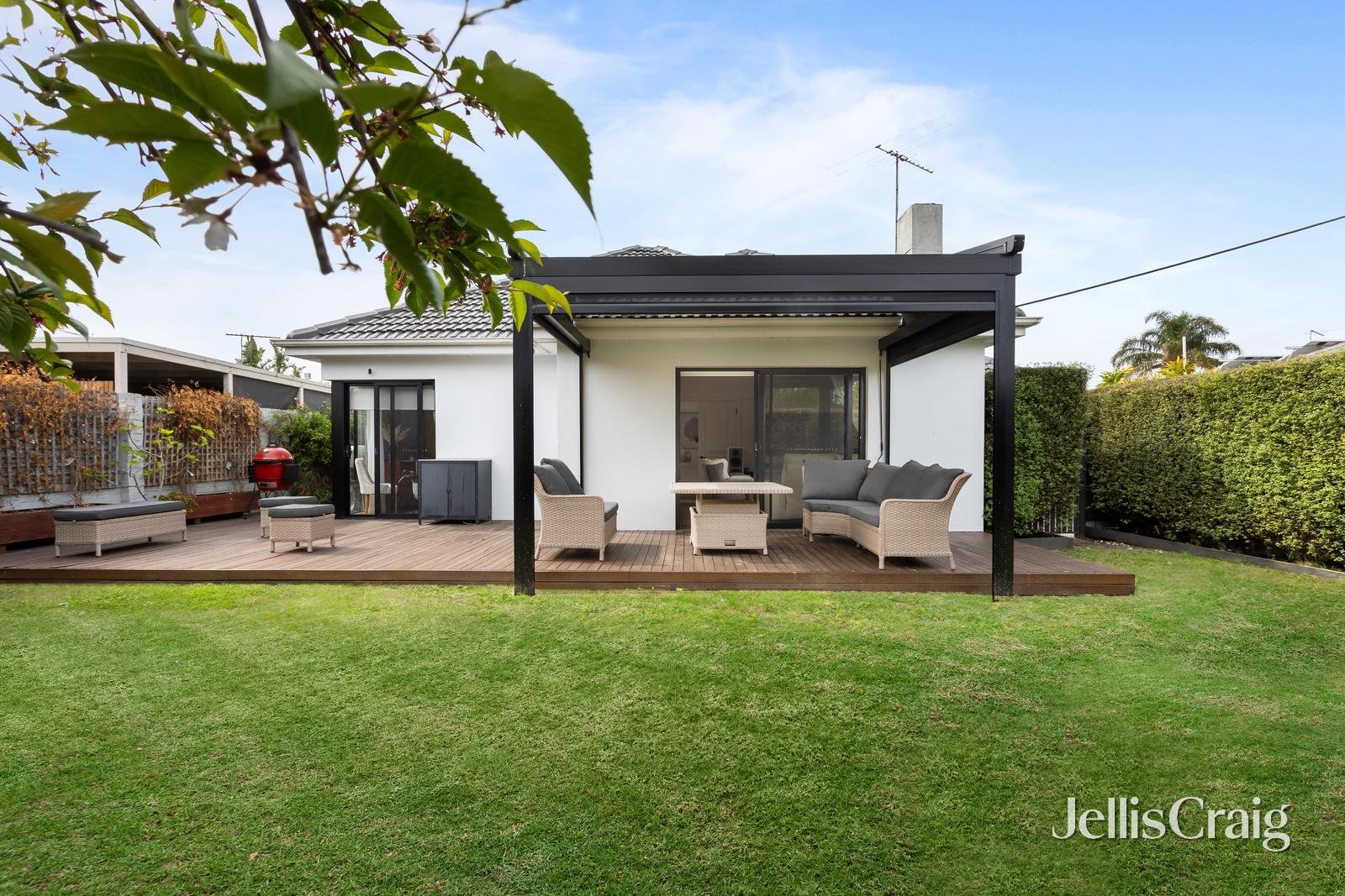 1/7 Uonga Road, Bentleigh image 1