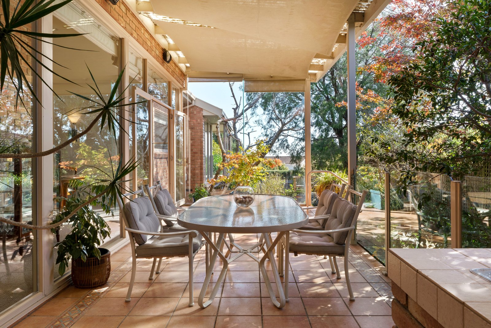 17 Village Close