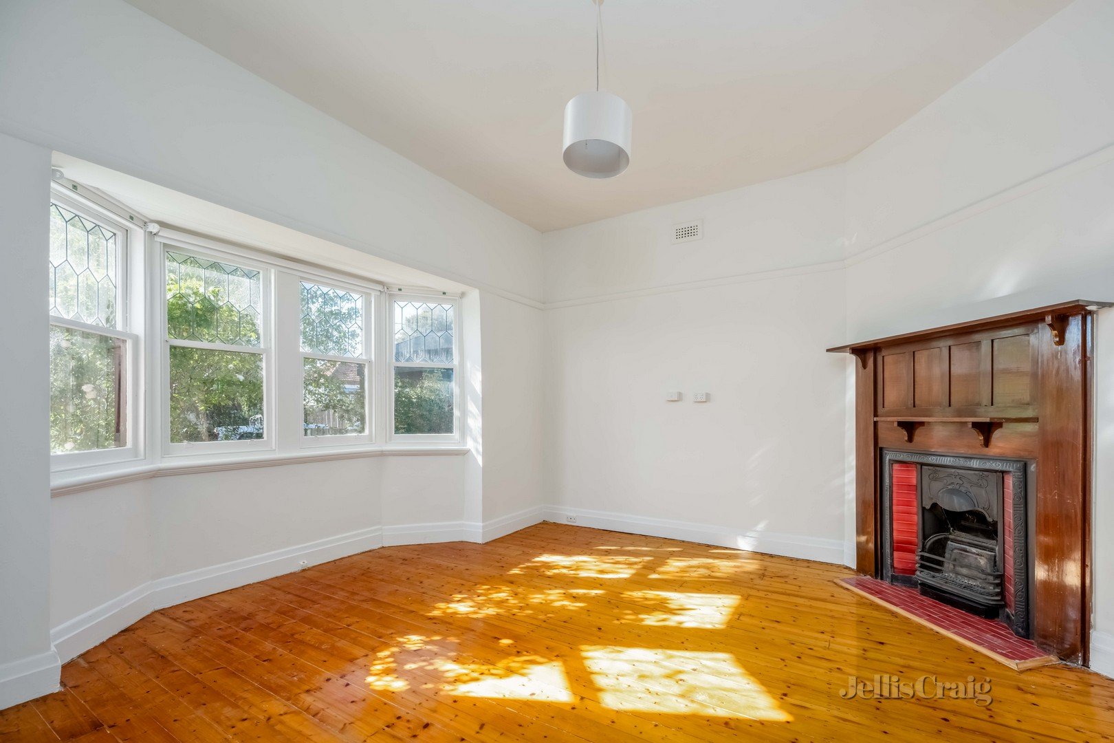 17 Wallace Street, Brunswick West image 4
