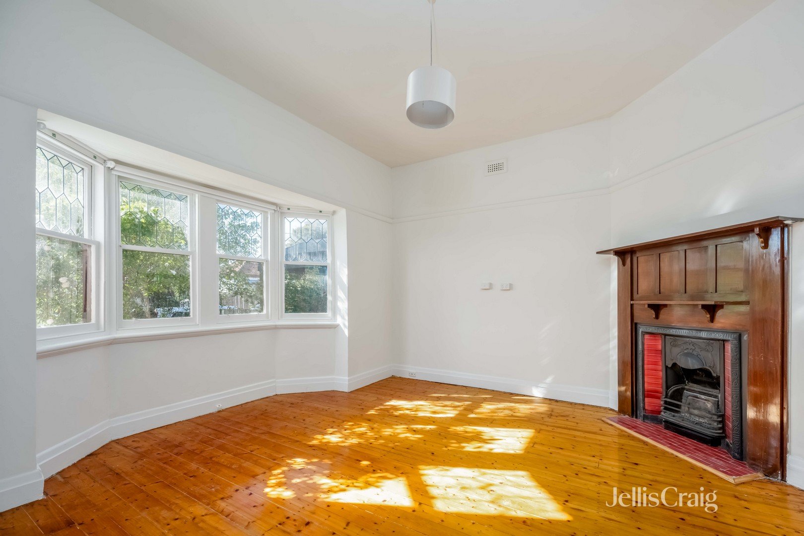 17 Wallace Street, Brunswick West image 4