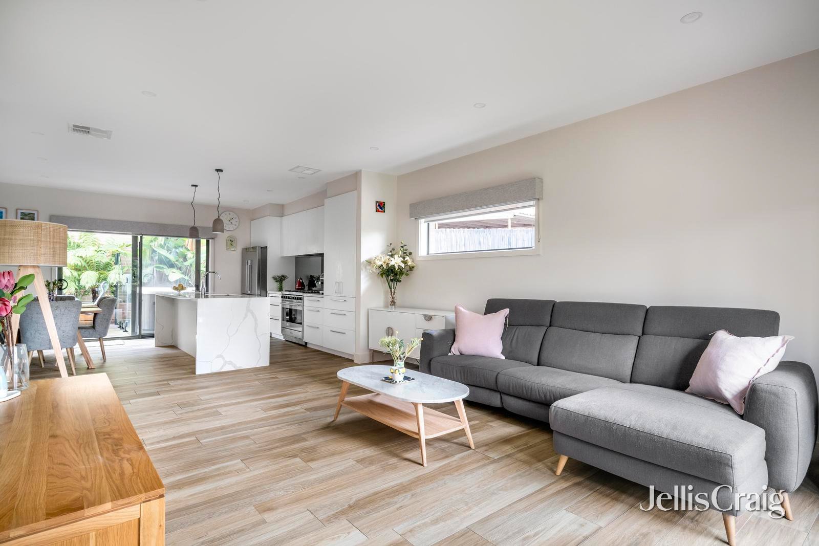 1/7 Walsh Street, Eltham image 2