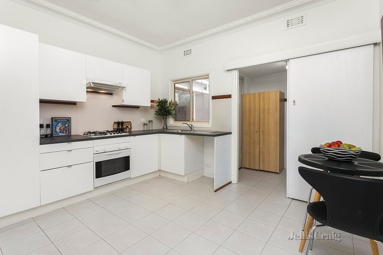 1/7 Waratah Avenue, Tullamarine image 4