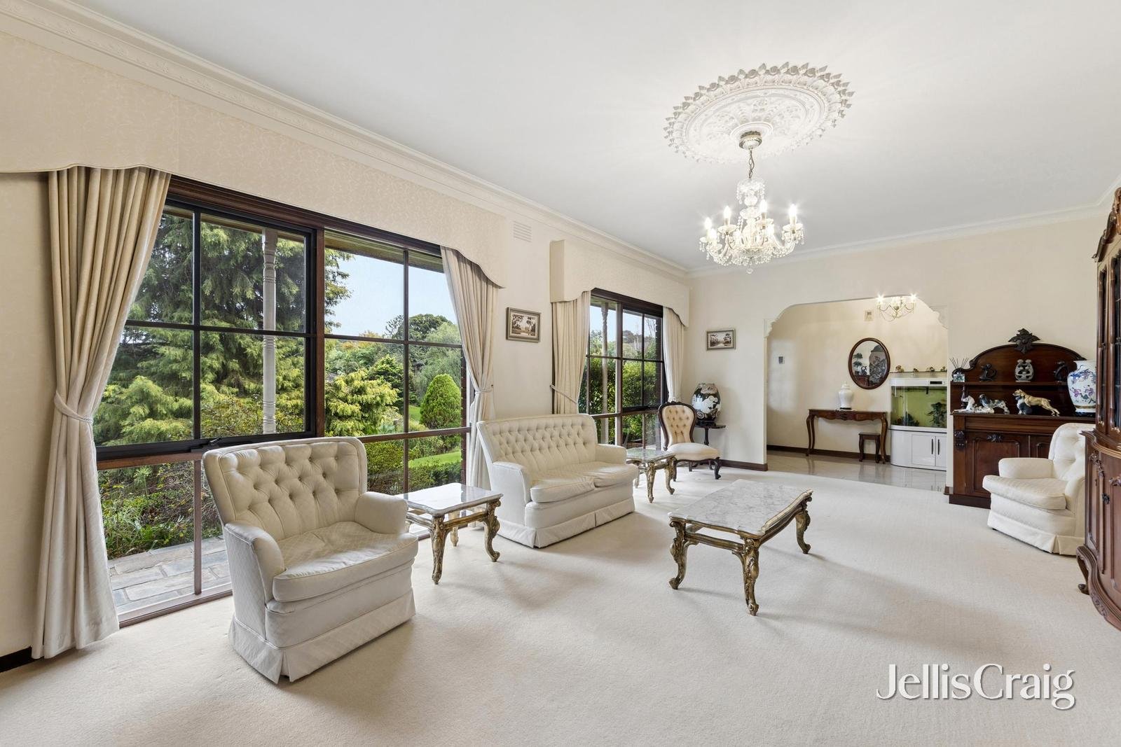 17 Warner Court, Donvale image 2