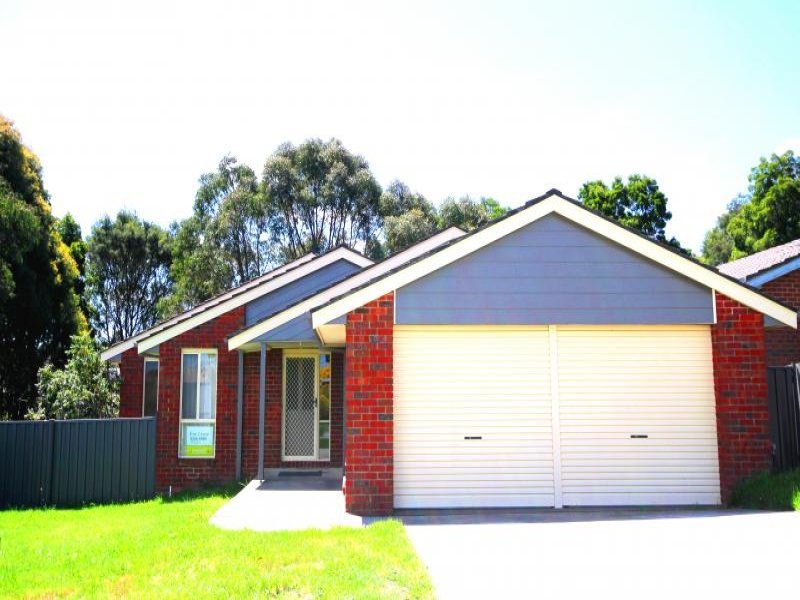 17 Wattletree Drive, Mount Helen image 1