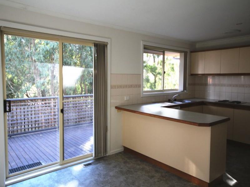17 Wattletree Drive, Mount Helen image 7