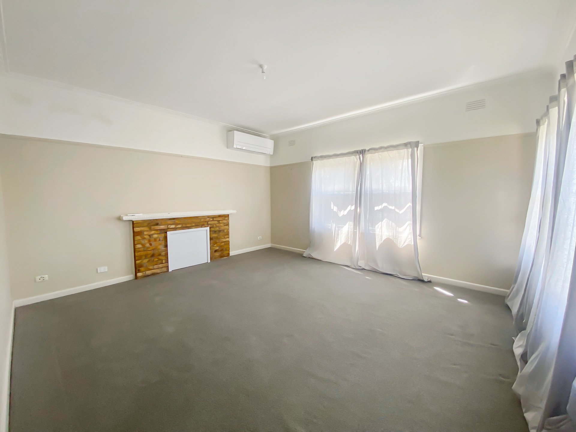 17 Weeroona Avenue, Hamlyn Heights image 3