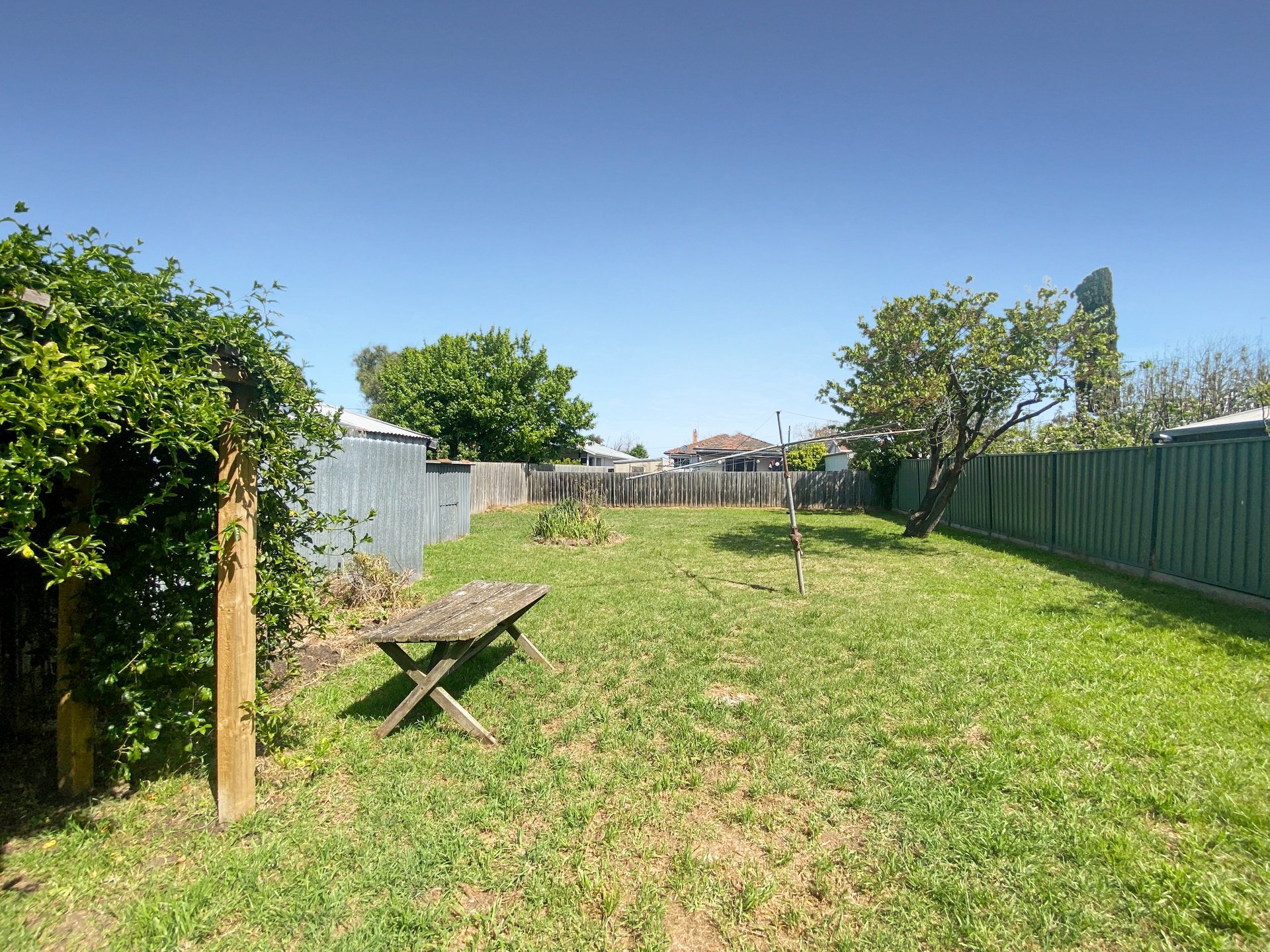 17 Weeroona Avenue, Hamlyn Heights image 9