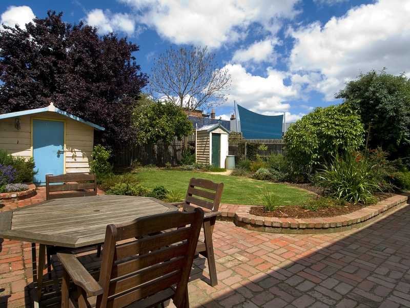 17 Weller Street, Geelong West image 11