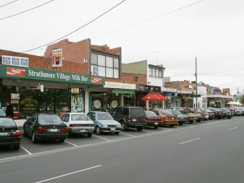 17 WENDORA Street, Strathmore image 6
