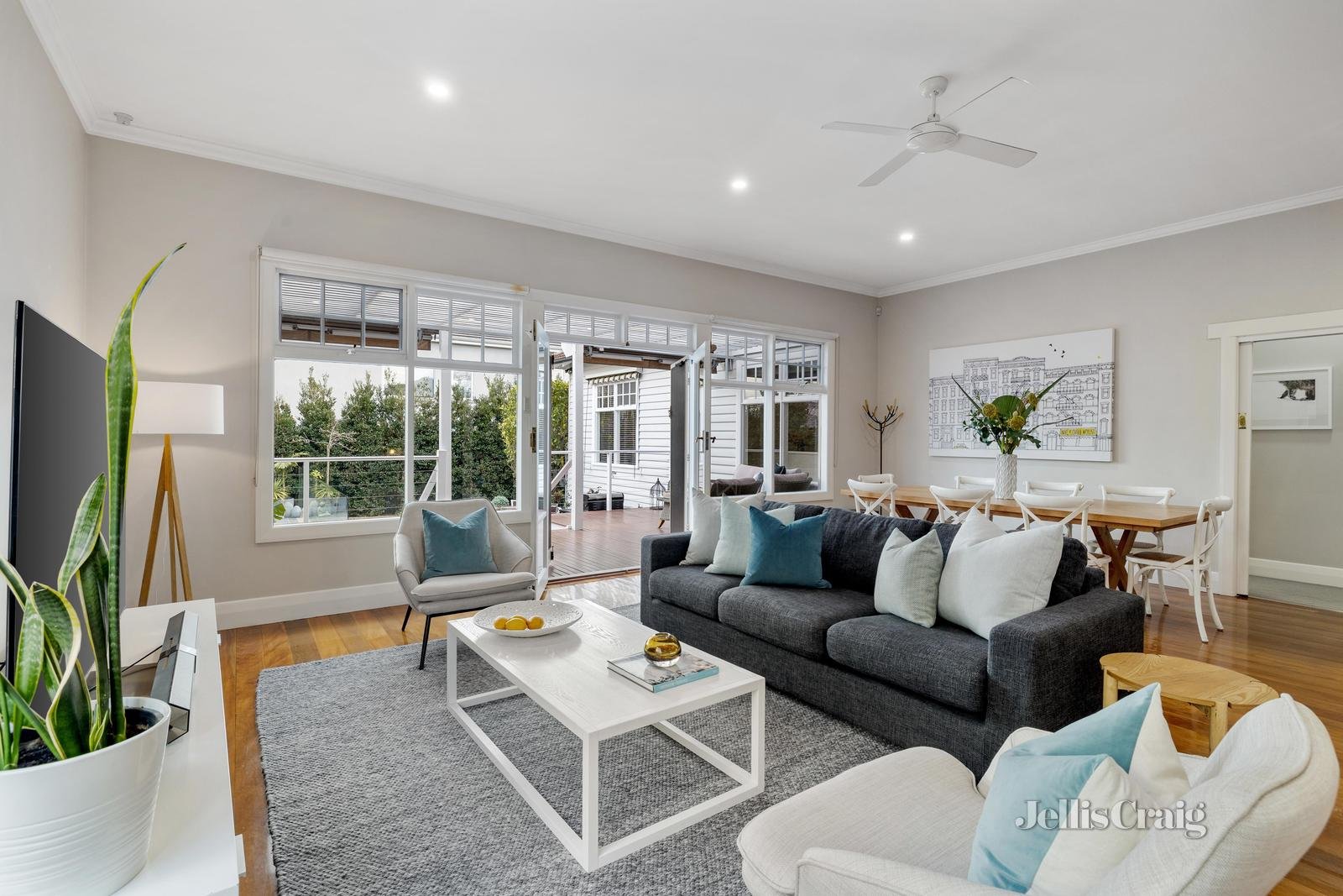 17 Weybridge Street, Surrey Hills image 9