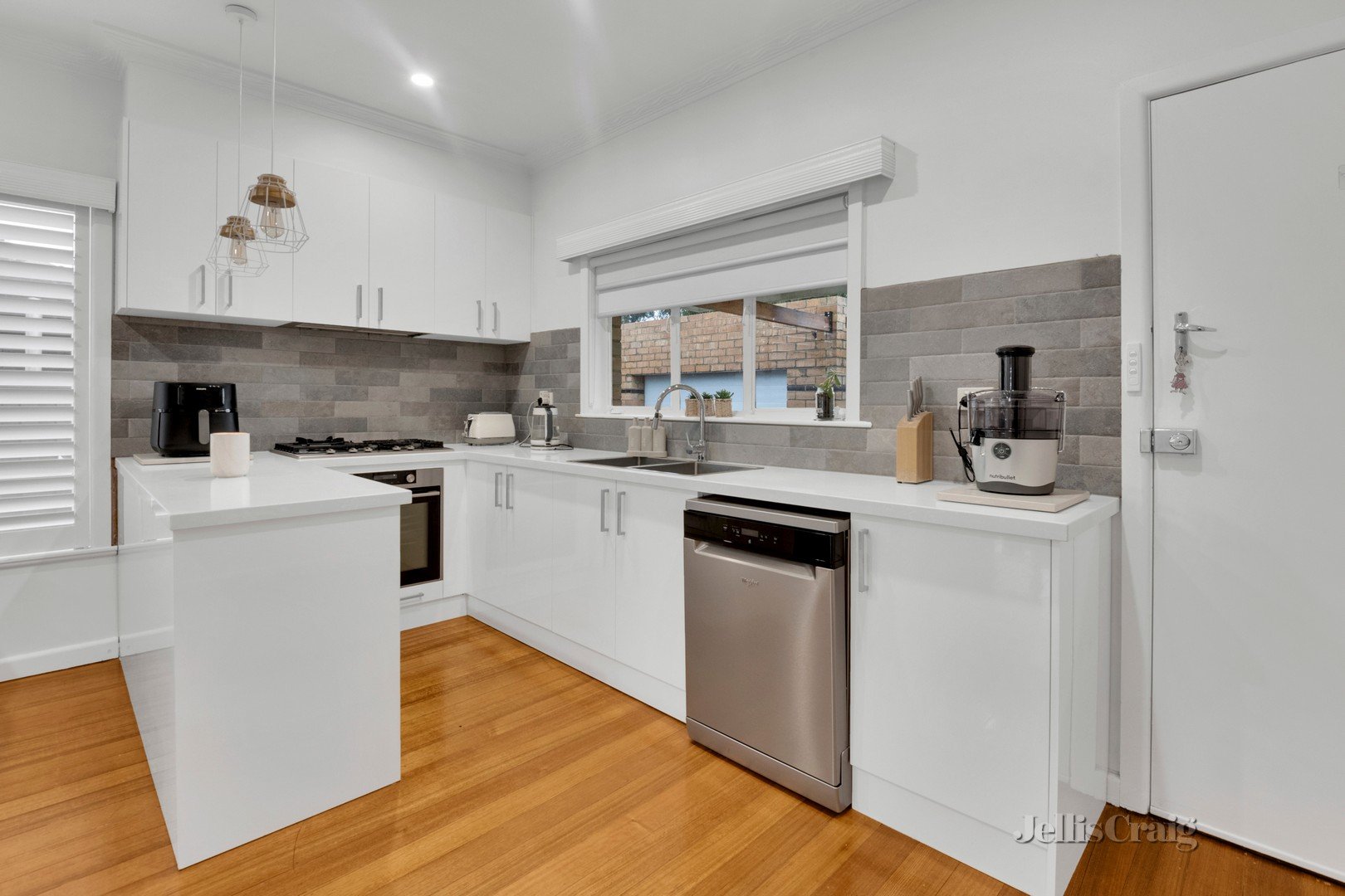 17 Wicklow Street, Pascoe Vale image 2