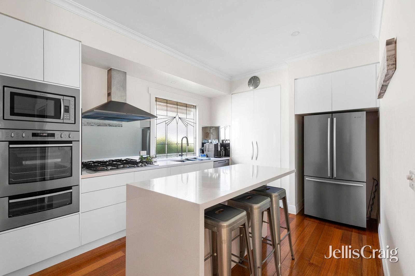 17 William Street, Newtown image 3