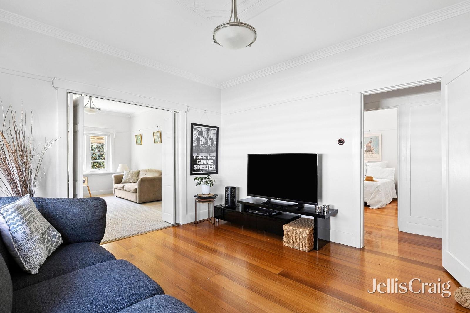 17 William Street, Newtown image 9