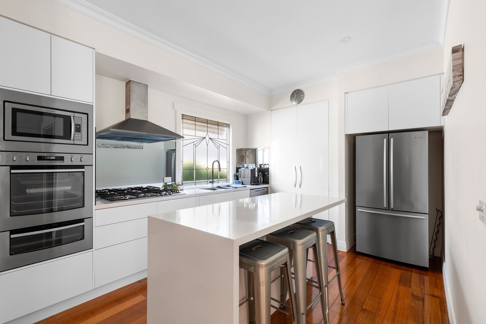 17 William Street, Newtown image 3