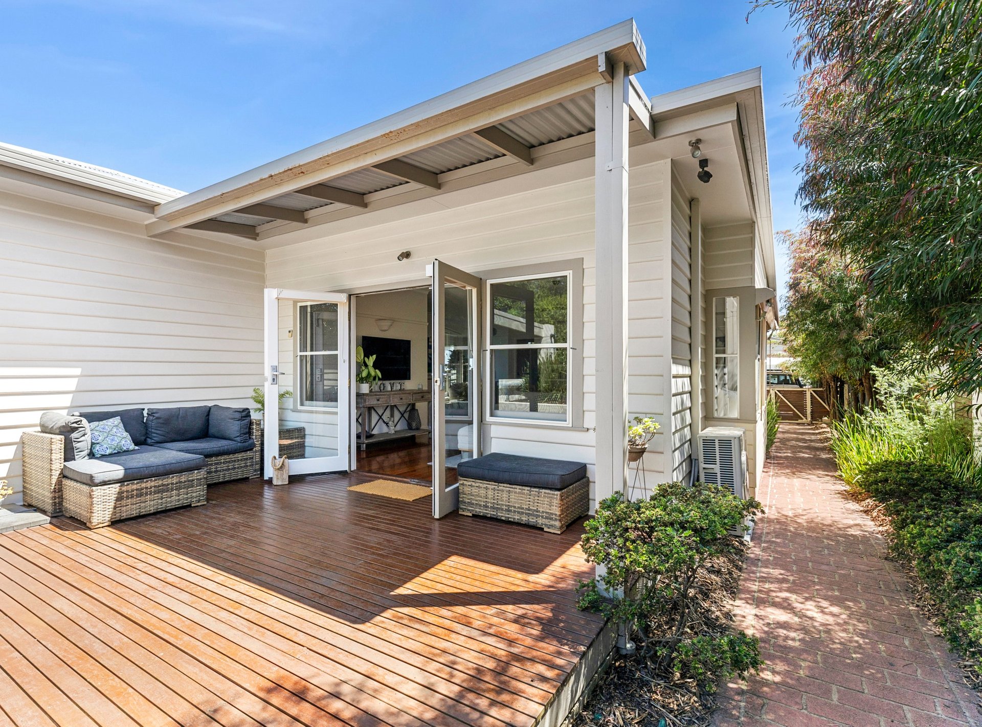 17 William Street, Newtown image 9