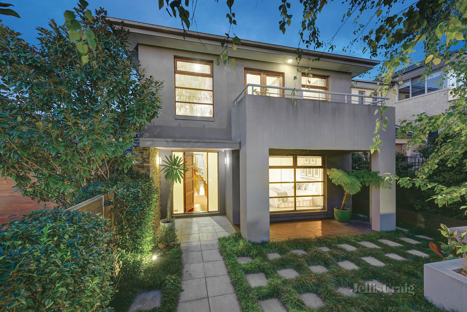 17 Wills Street, Balwyn image 2