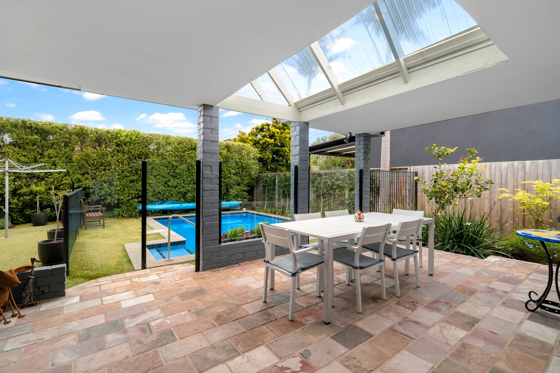 Property Gallery Thumbnail 6