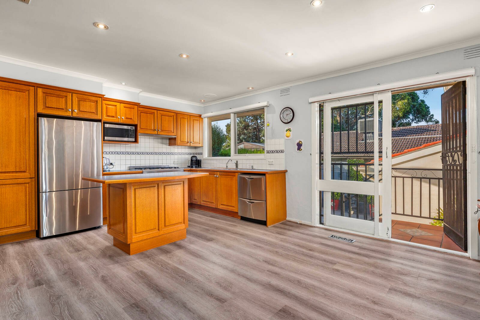 Property Gallery Thumbnail 5