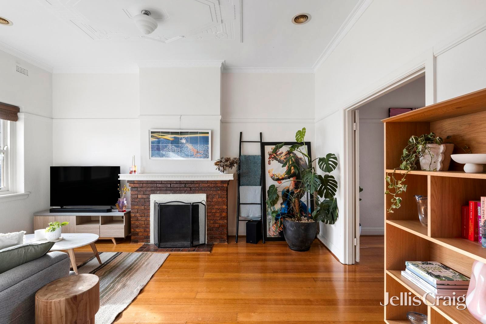 17 Woornack Road, Carnegie image 3