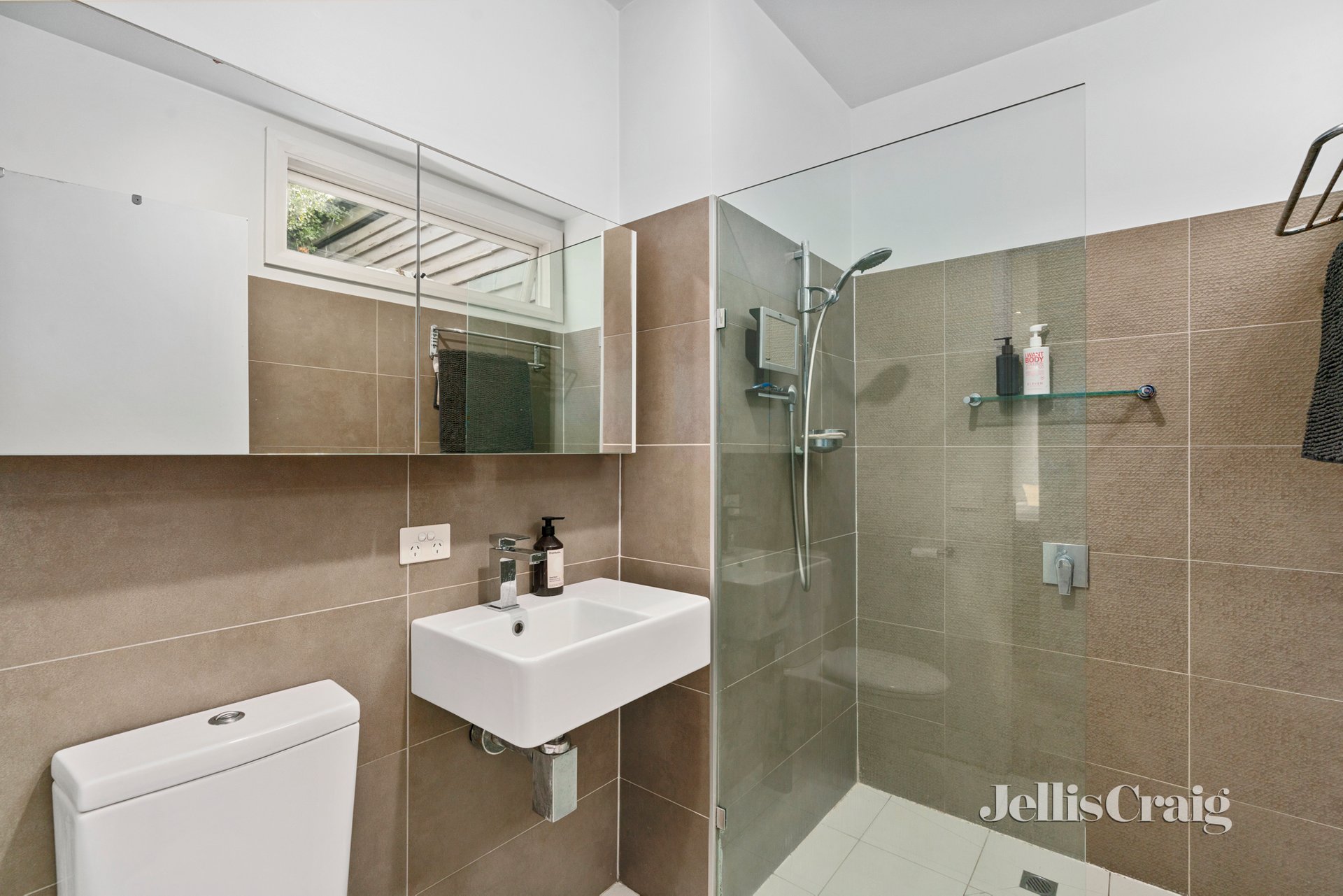 17 Wrights Terrace, Prahran image 9