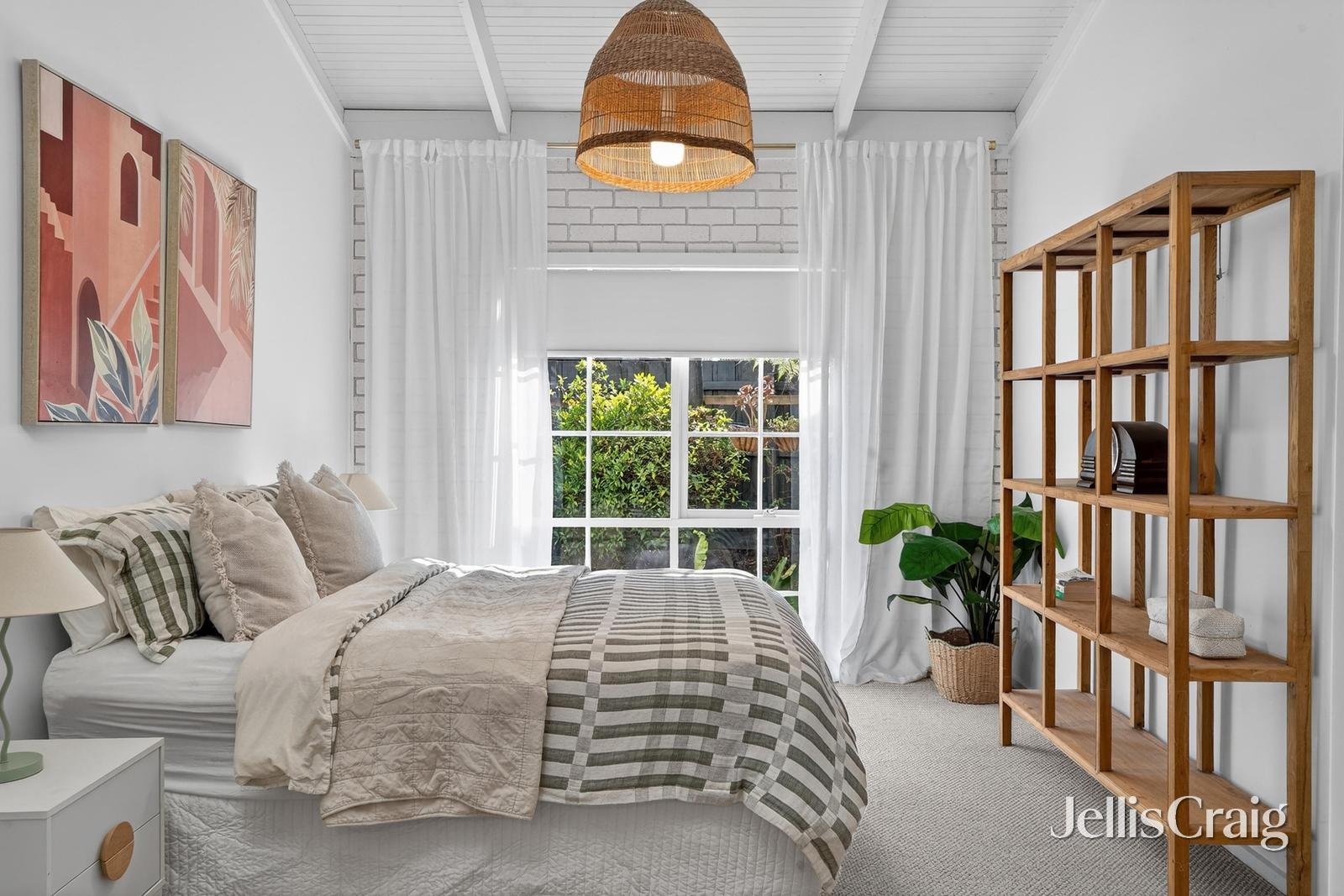 17 Wyuna Walk, Mooroolbark image 10