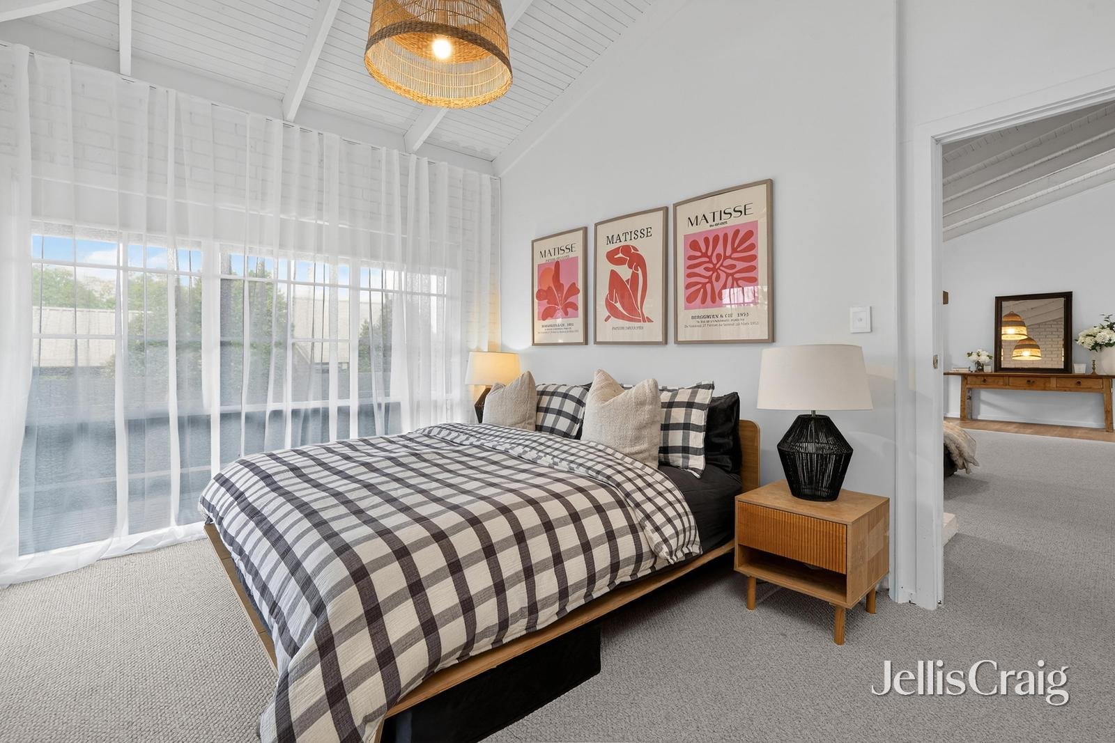 17 Wyuna Walk, Mooroolbark image 11