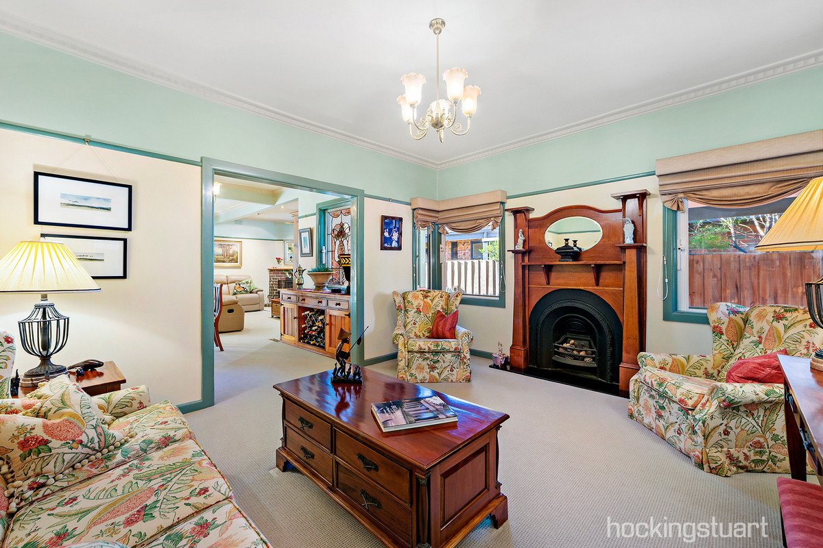 17 Yeneda Street, Balwyn North image 2