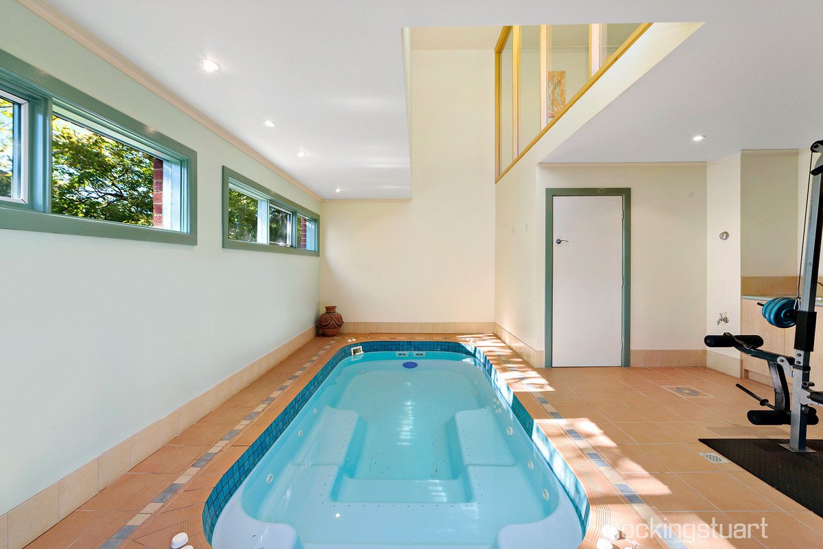 17 Yeneda Street, Balwyn North image 8