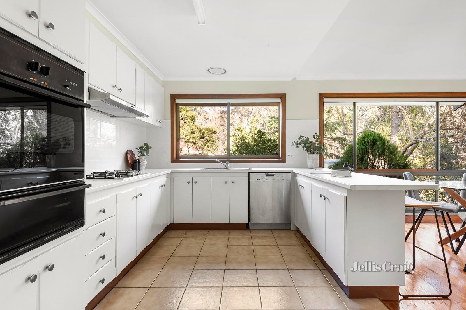 1/70-74 Graham Road, Viewbank image 6
