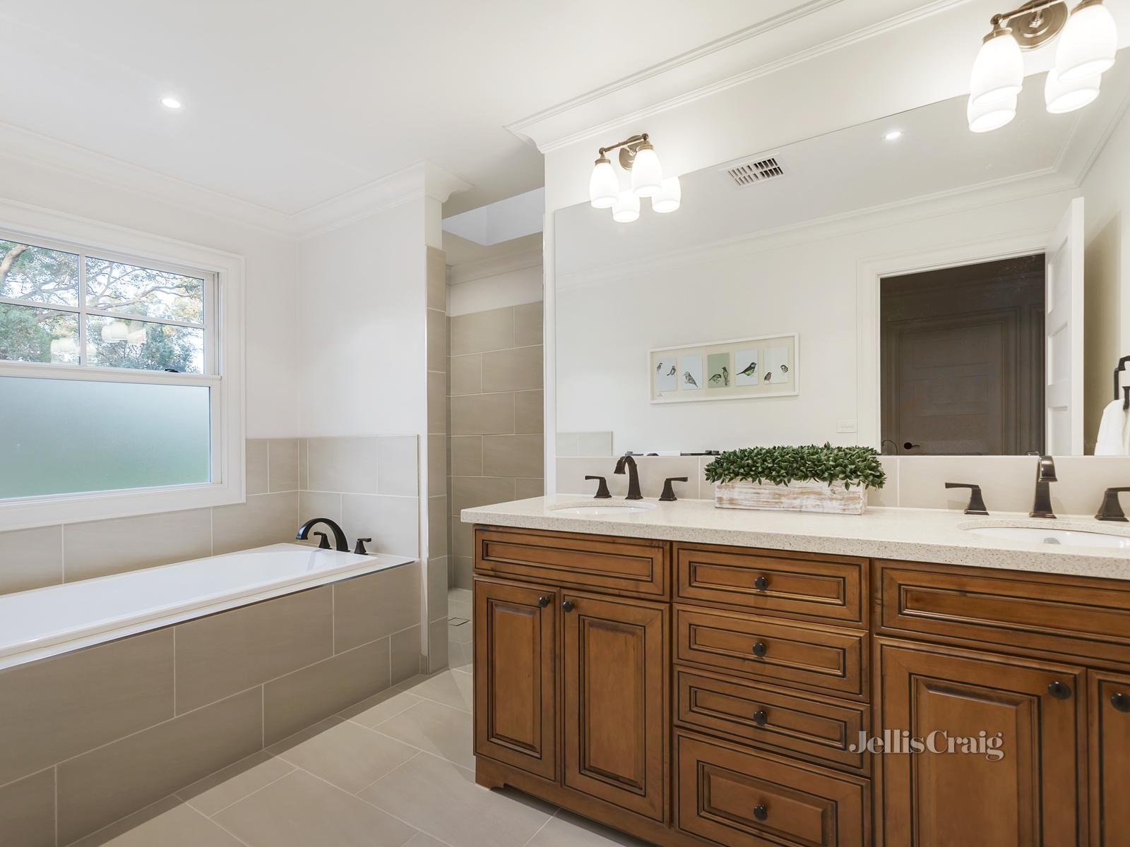 1/70 Brysons Road, Warranwood image 10