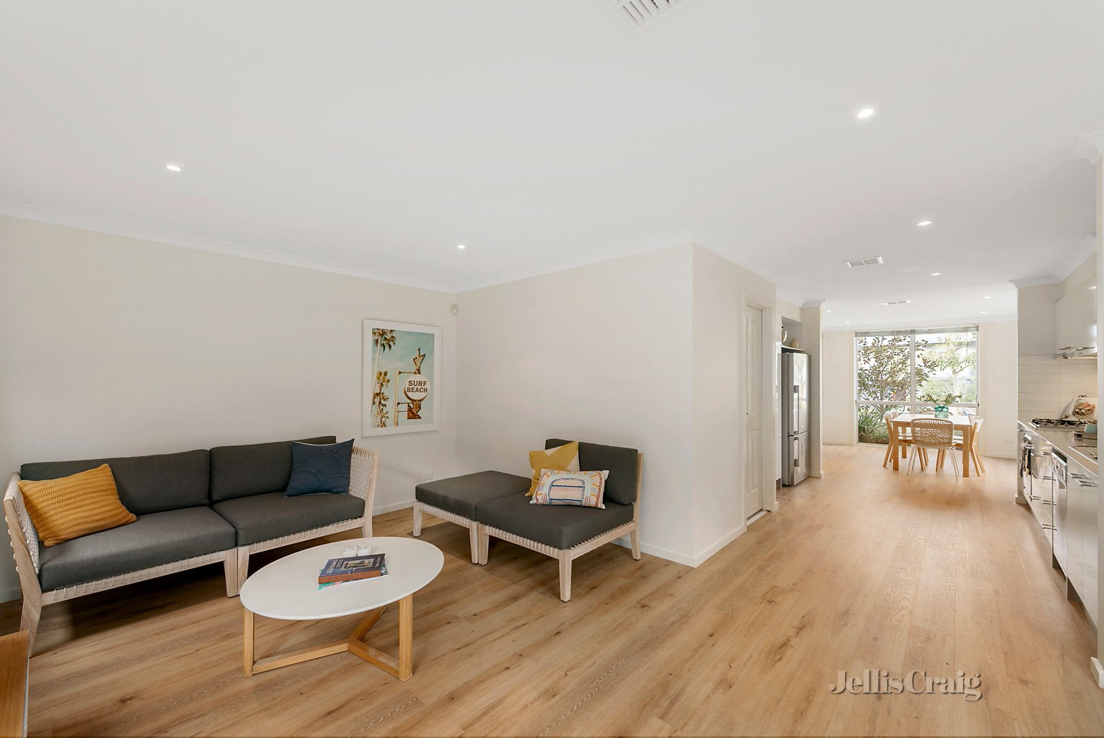 170 Ernest Jones Drive, Macleod image 3