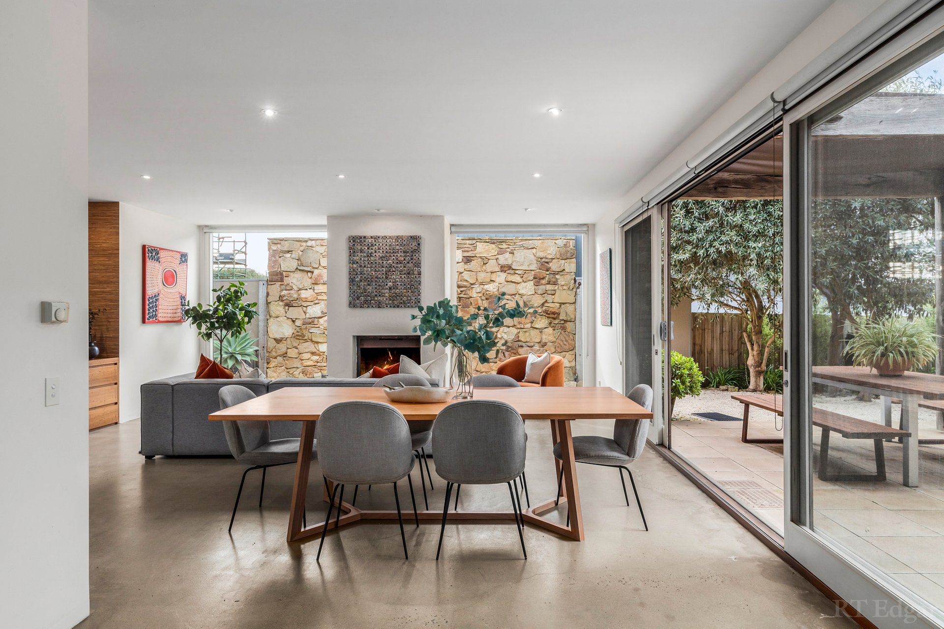 Property Gallery Thumbnail 7