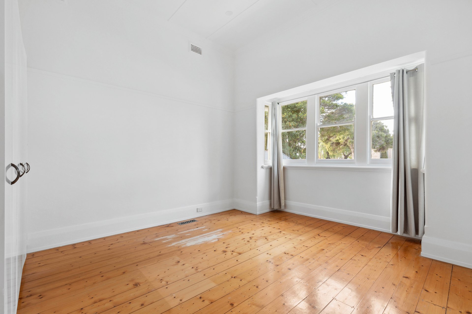 170 Yarra Street, Geelong image 4