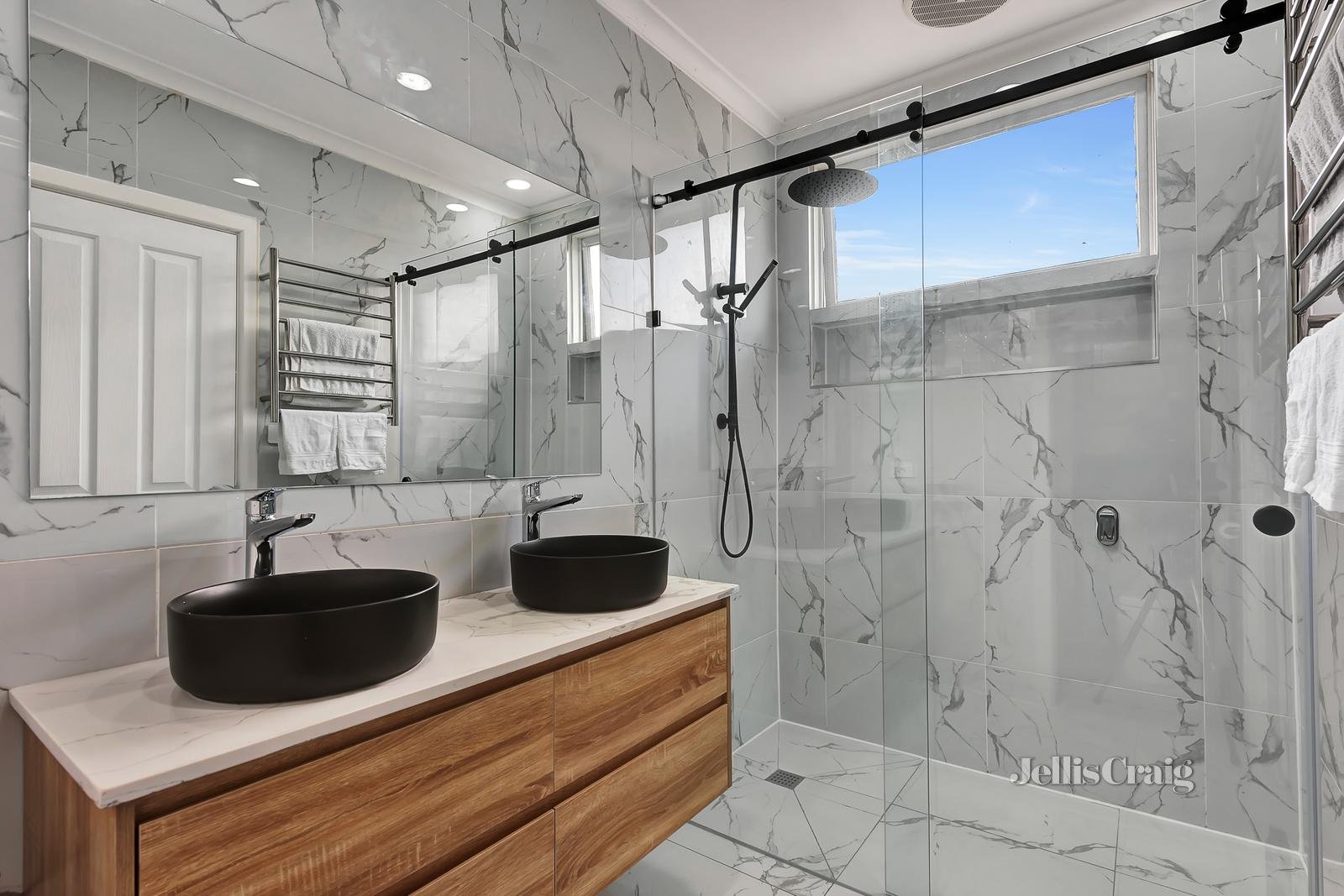 1/703 High Street Road, Glen Waverley image 7