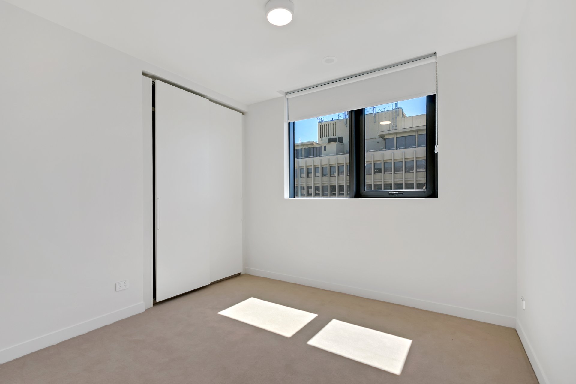 1705 / 12 Queens Road Melbourne