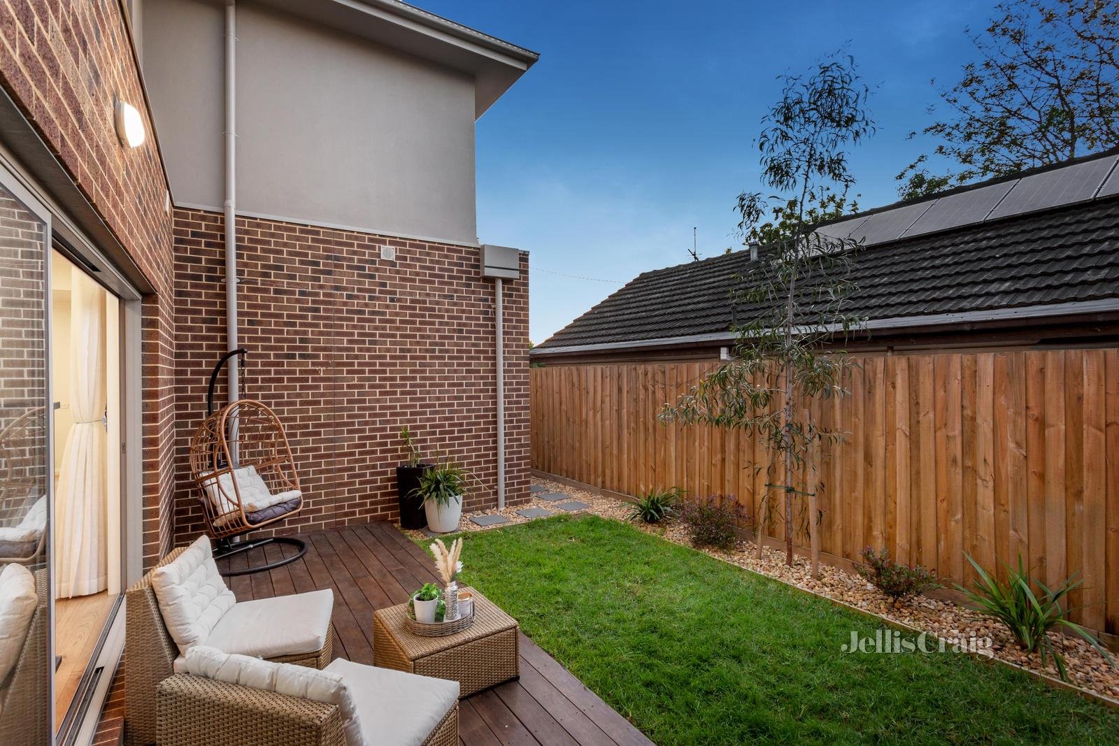 1/707 Waverley Road, Glen Waverley image 11