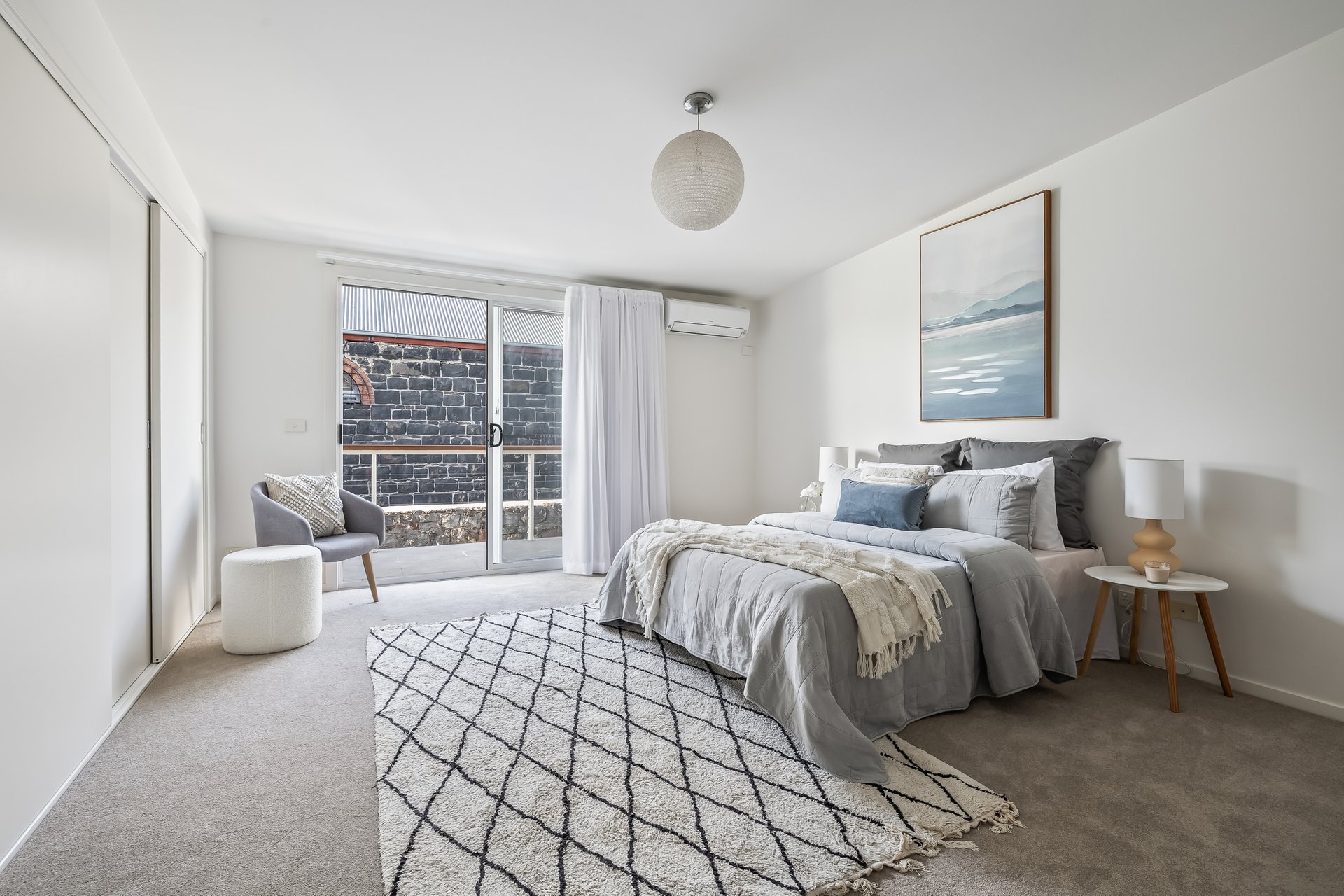 Property Gallery Thumbnail 7