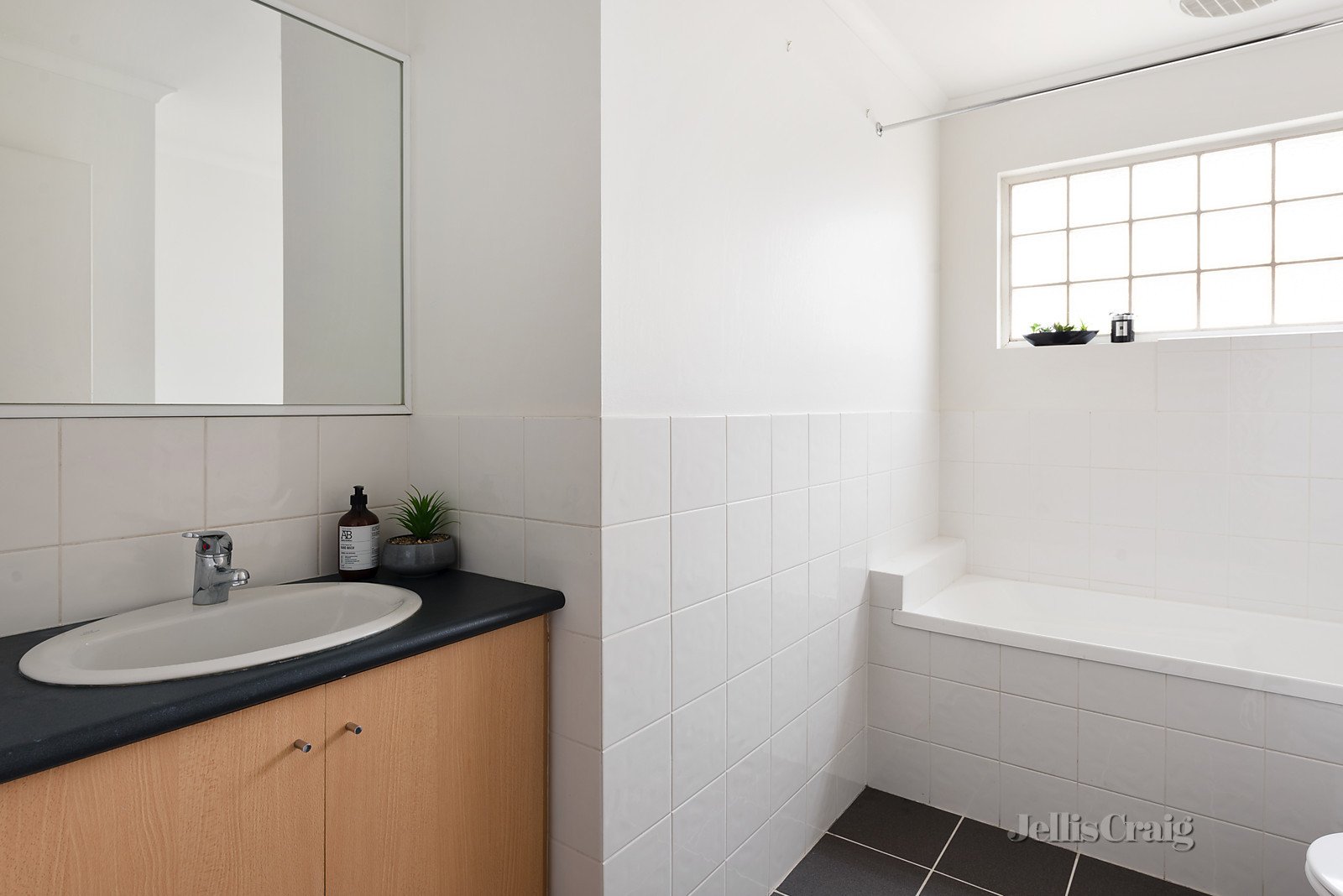 17/1 Abbott Street, Abbotsford image 9