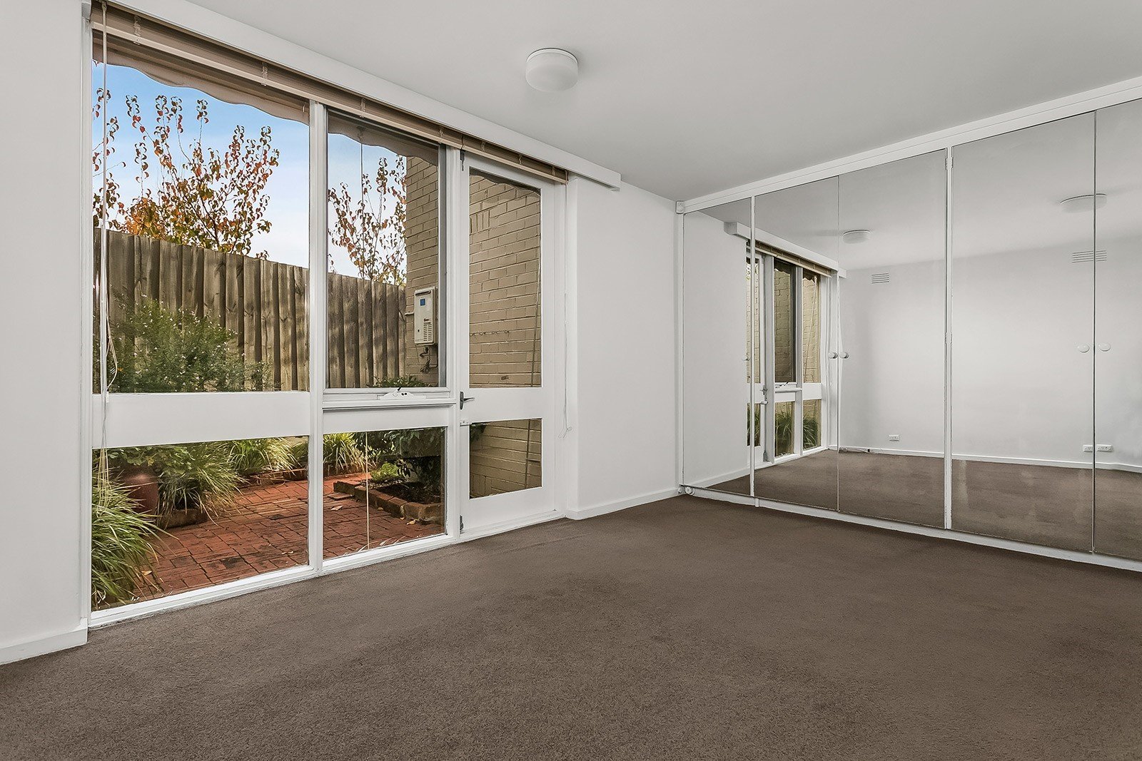 Property Gallery Thumbnail 2