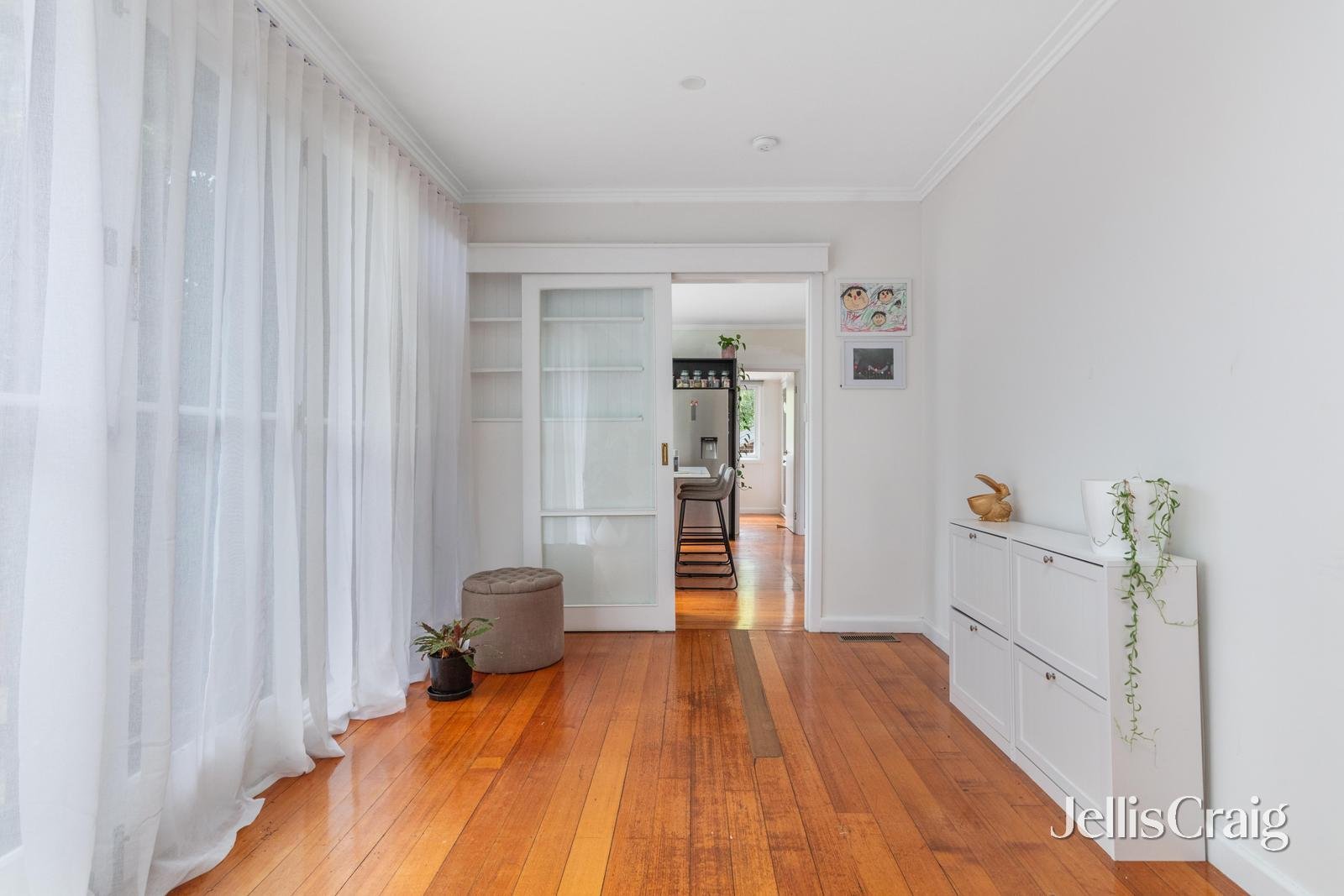 1/71 Nell Street, Greensborough image 7